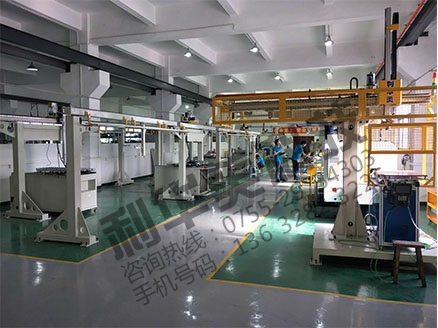 工業(yè)機(jī)器人怎樣提高工廠生產(chǎn)效率？