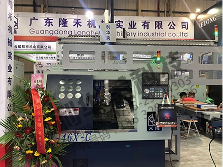 利華美機(jī)器人驚艷亮相DME中國(guó)東莞機(jī)械展